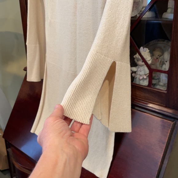 Free People Hi-Low Bell Sleeves Tunic - Picture 4 of 9